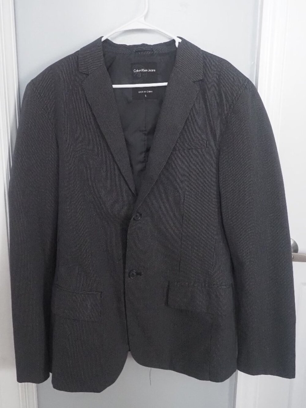 Calvin Klein Jeans Men's Blazer, size L, dark gray pinstripe